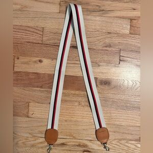 New without tags Clare V crossbody strap!!!